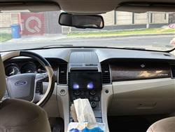 Ford Taurus